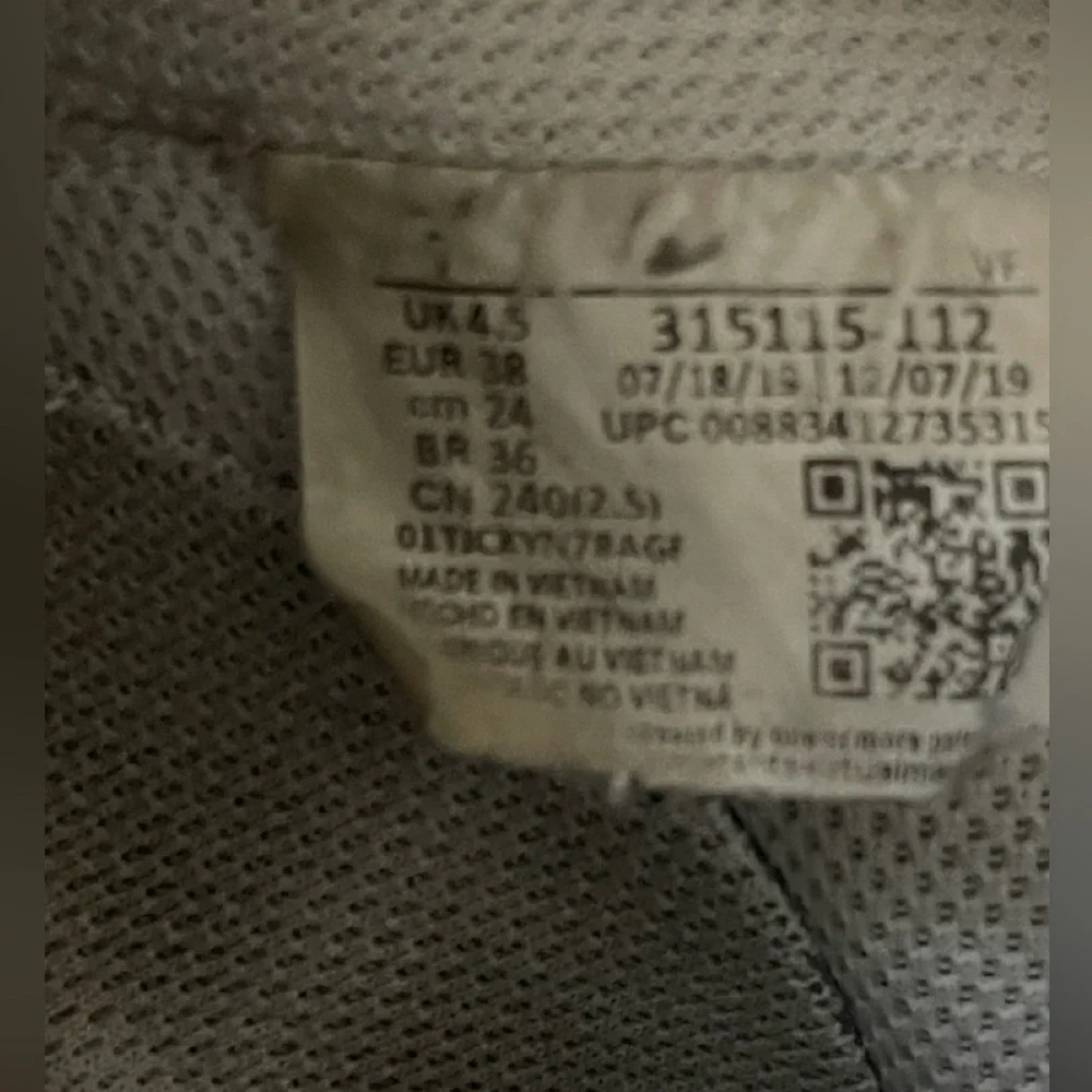Nike Air Force 1 Women’s White Sneakers Size 7 - Picture 6 of 8